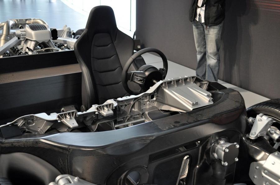  McLaren MP4-12C At Company Unveiling 2012 года  (фото 55 из 72)